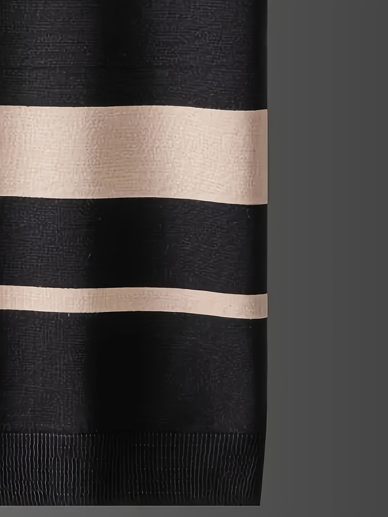 New Men'S Short-Sleeve Knitted T-Shirt for Summer, Trendy Brand with a Round Neck, Stylish Casual Striped Tee, Fashionable Men'S Clothing.