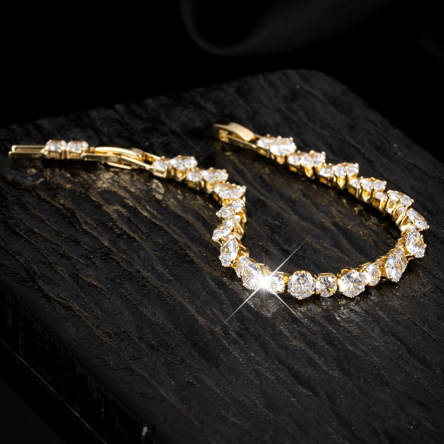 Bracelet mixte – Taille Ajustable, Chaîne Amovible et Élégante, Design Raffiné, Convient à Hommes et Femmes, Idéal Quotidien, Cadeau Parfait pour la Saint-Valentin et Autres Occasions