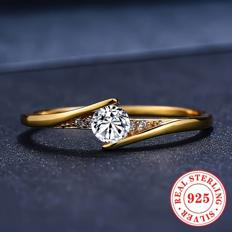 Bague de fiançailles élégante en argent S925 plaqué or 18K – design simple et luxueux avec pierre ronde synthétique, idéale pour les mariages et banquets, bijou raffiné pour femme