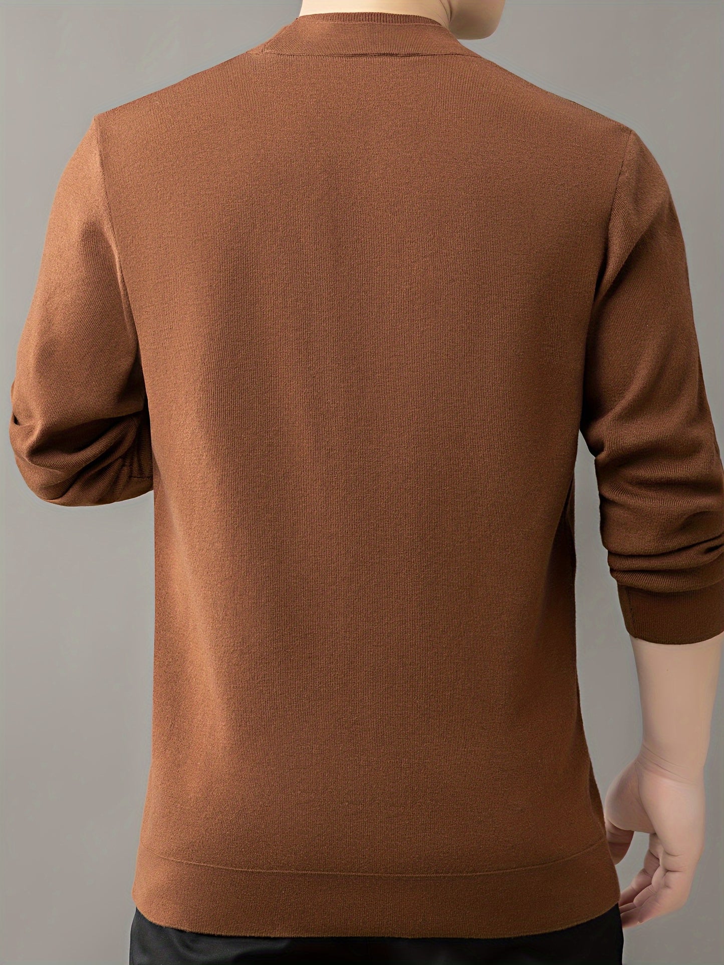 New Autumn And Winter Men'S Fashion: a Round-Neck Long-Sleeve Sweater That Looks Like a Two-Piece, Suitable for Business Casual Wear, Featuring a Faux Placket Design, Knit