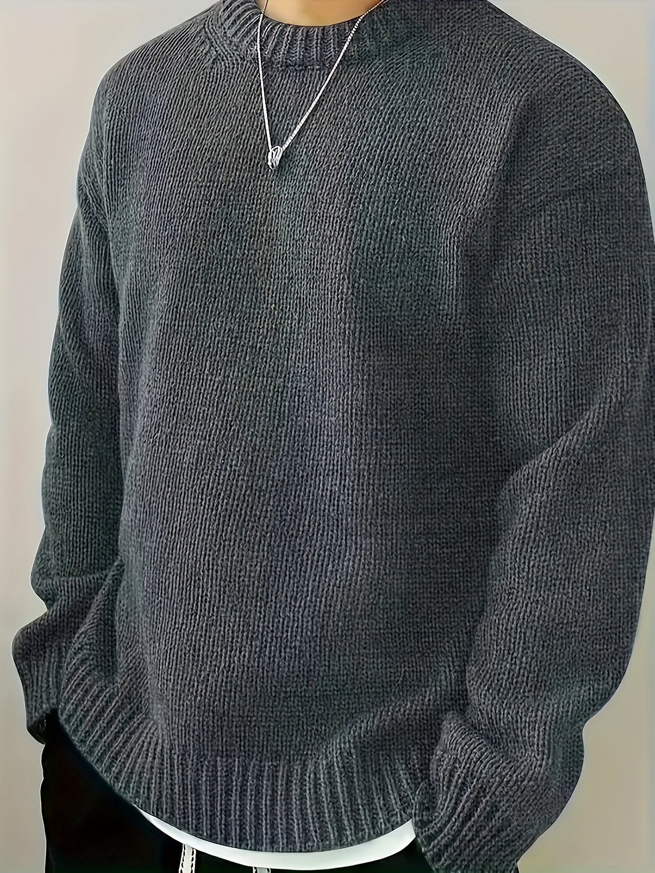 Men'S Olive Green Sweater - Soft Round Neck Long Sleeve Winter Warmth, Solid Color Casual Pullover for Fall/Winter, Regular Fit Casual Attire