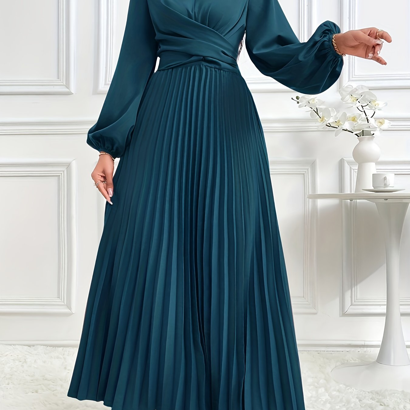 Women's Solid Color Lantern Sleeve Ruffled Elegant Arabic Dress