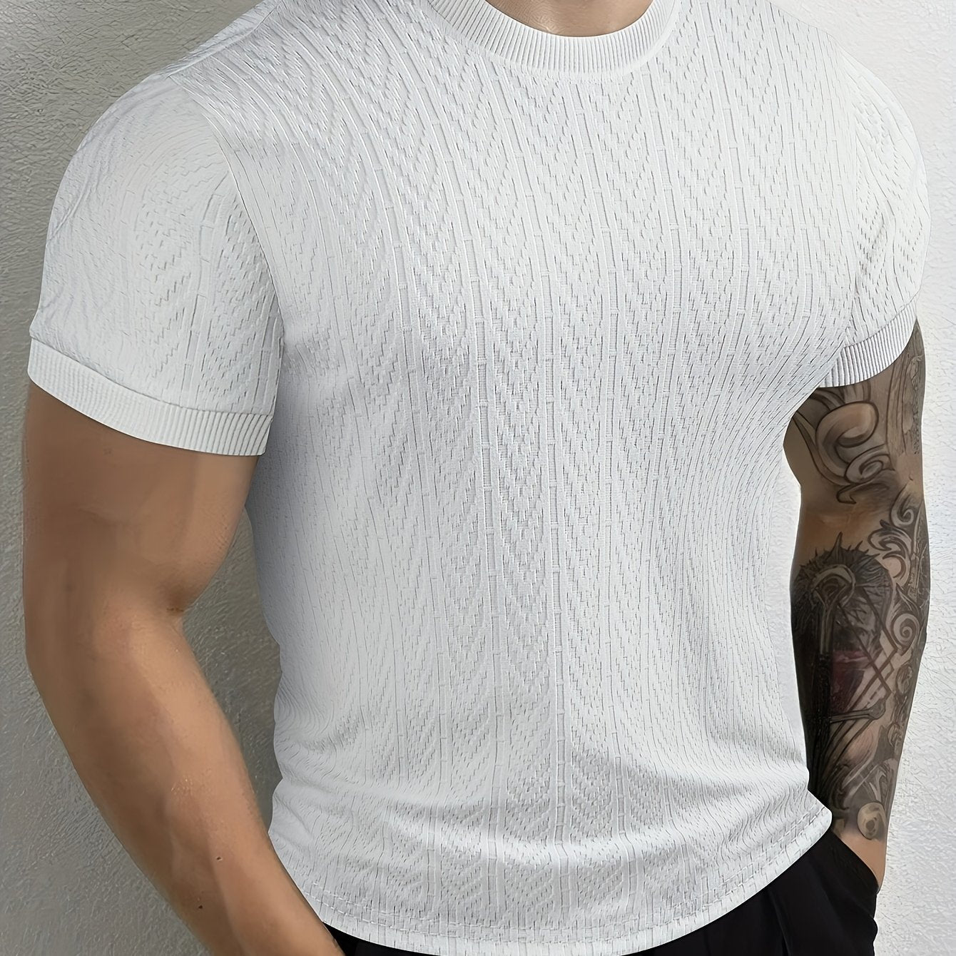Men'S Textured Fabric Short-Sleeve T-Shirt with a Ribbed Collar And Cuffs, Perfect for Stylish Outdoor Sports And Casual Wear.