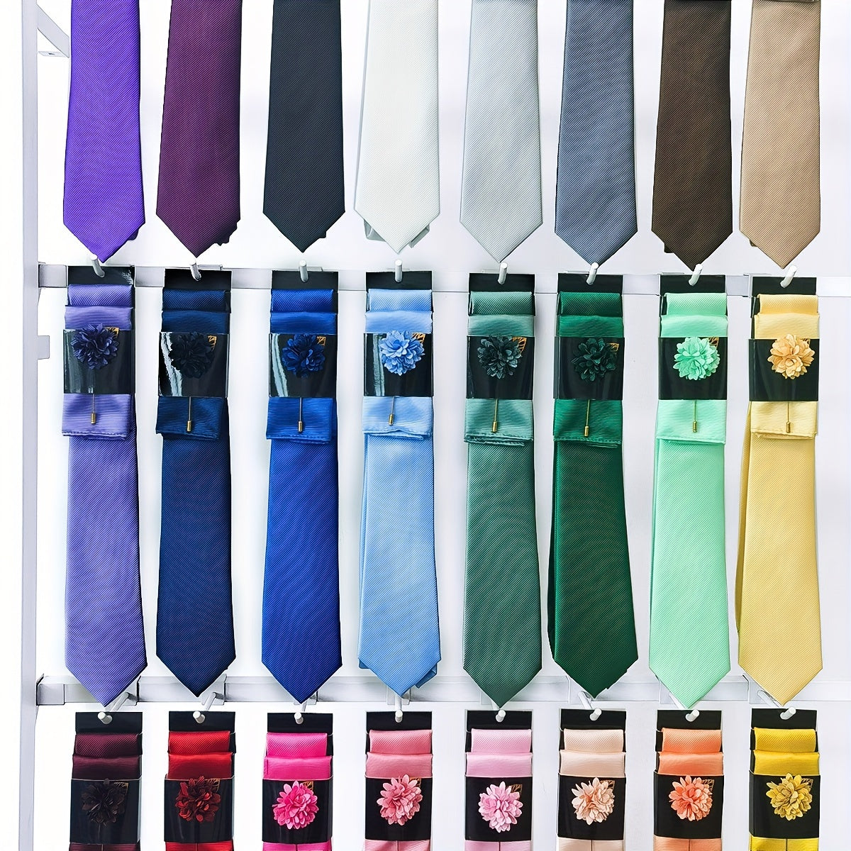 Lot de 3 Accessoires Homme – Cravate, Pochette & Broche Classiques