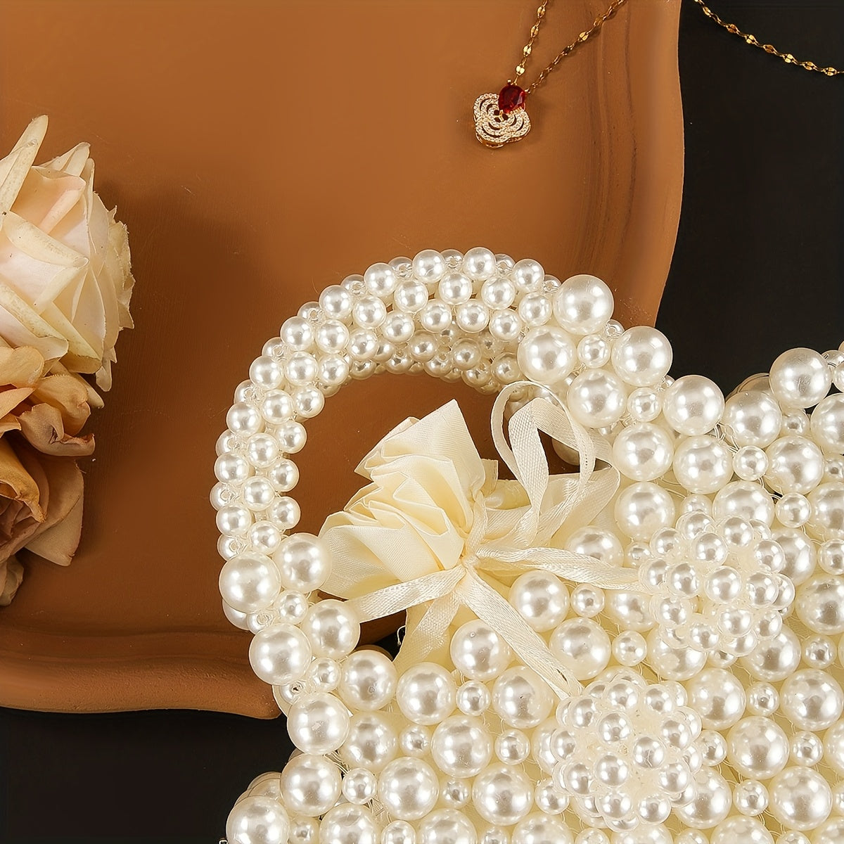 Pochette Élégante Bohème Perles – Avec Bandoulière Amovible, Design en Perles Plastique Fait Main, Quincaillerie Dorée, Parfaite pour Fêtes, Vacances et Événements Formels, Pochette de Soirée, Style Bohème, Pochette Durable en PU