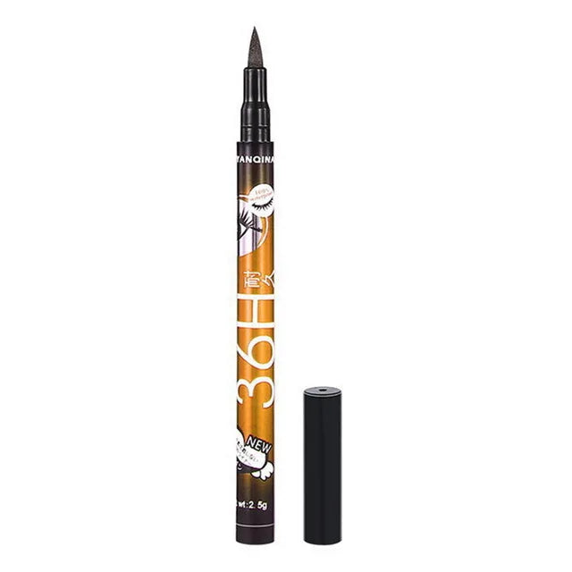 Eyeliner Liquide Noir — Formule **imperméable et longue tenue jusqu’à 36h**, séchage rapide sans bavure. Pointe fine et fluide pour un tracé précis et intense. Parfait pour un regard défini et un maquillage professionnel durable.