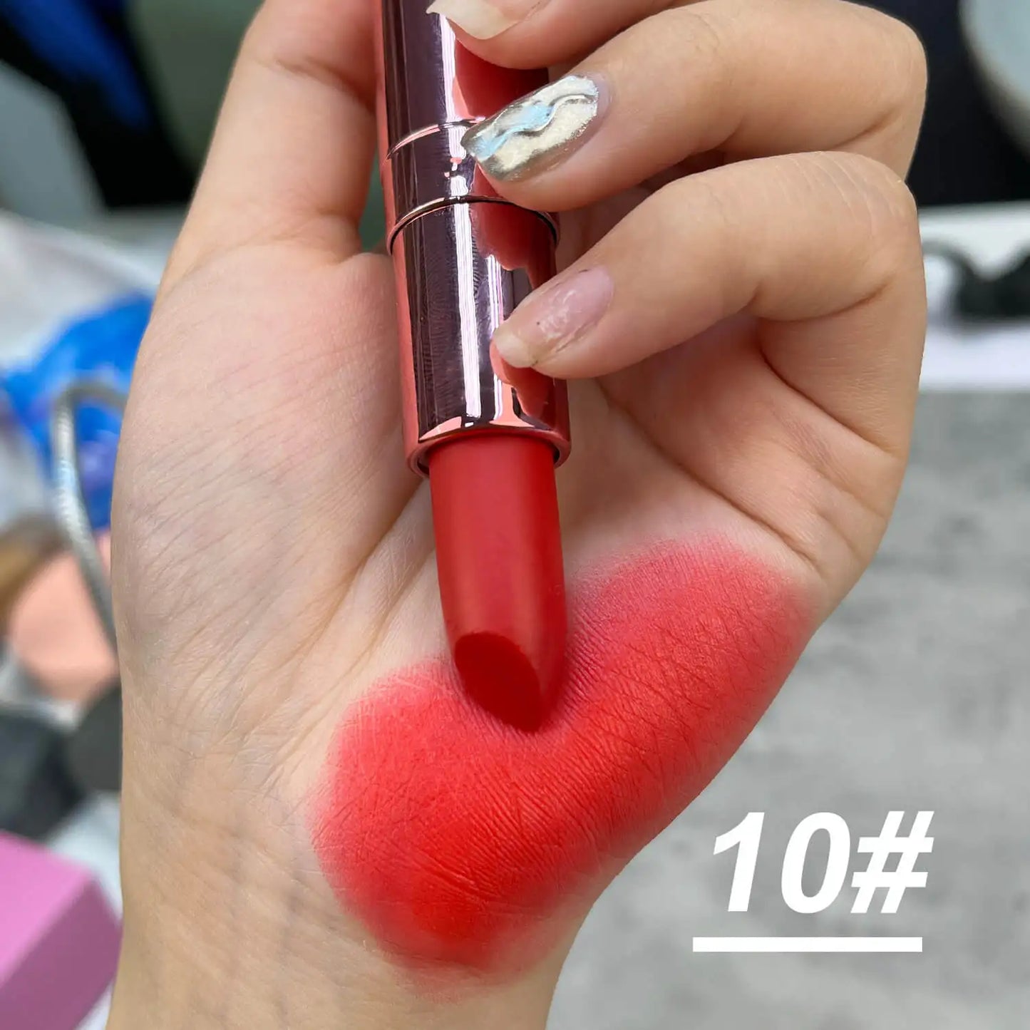 Maquillage personnalisé vegan – Rouge à lèvres nude, étiquette privée – Stick à lèvres, labiales, lipstick