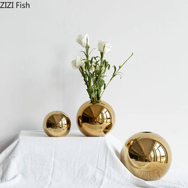 Luxury Gold Ceramic Ball Vase – Modern Decorative Flower Vase for Home Decor