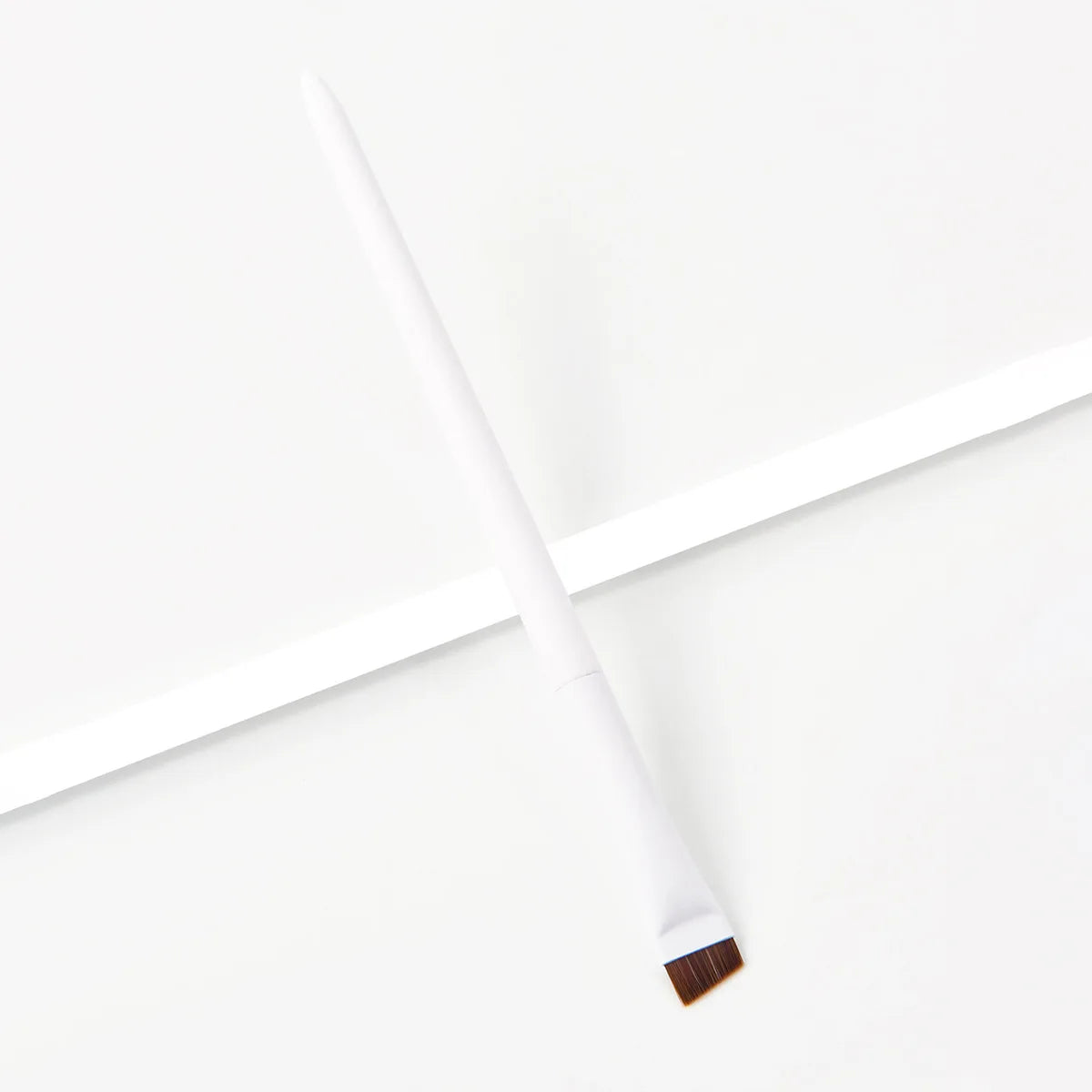 Kit Pinceaux Sourcils Blanc – Angled & Précision