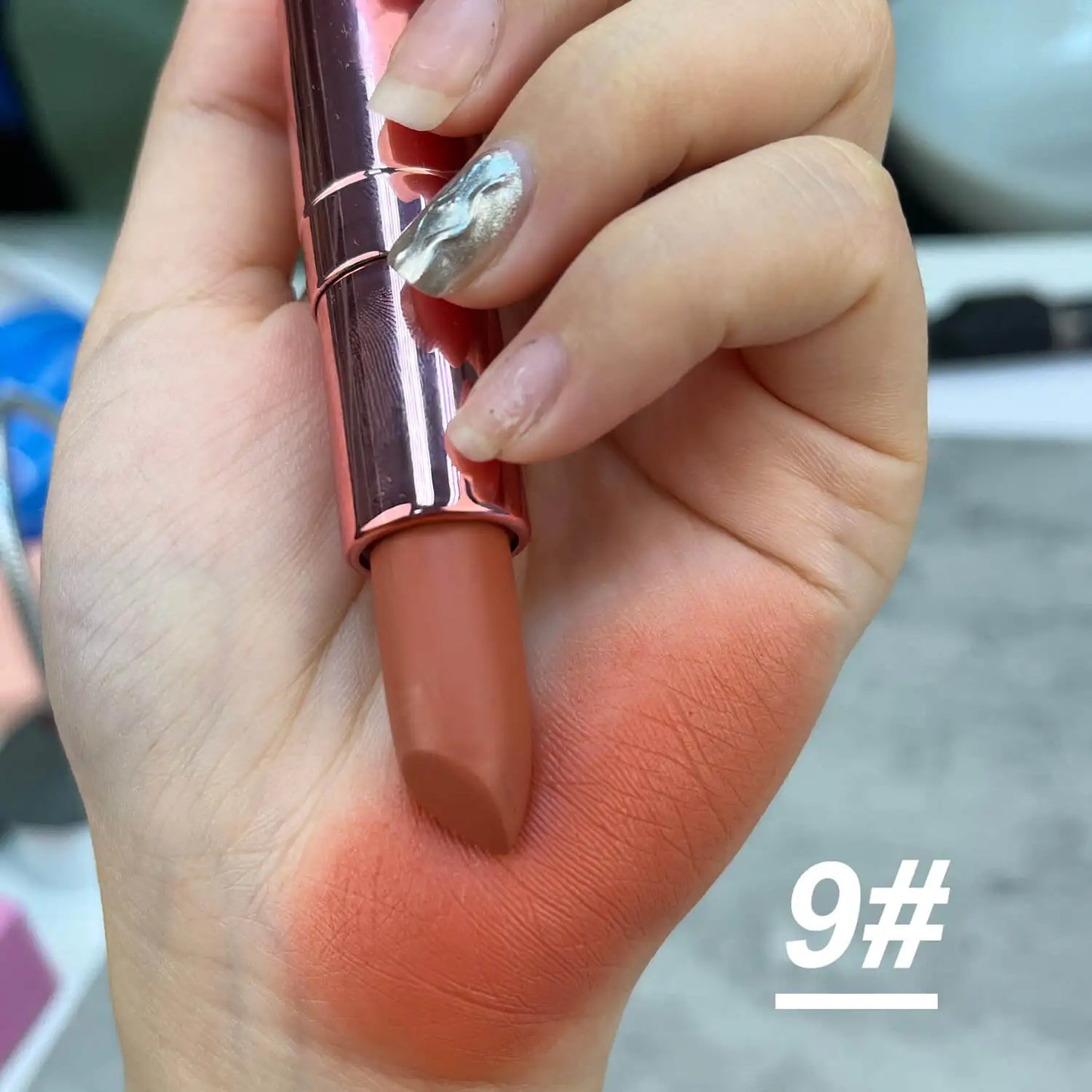 Maquillage personnalisé vegan – Rouge à lèvres nude, étiquette privée – Stick à lèvres, labiales, lipstick