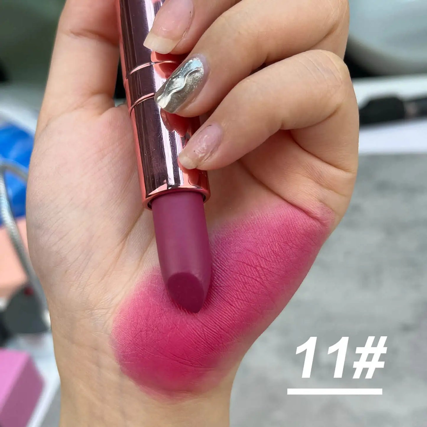 Maquillage personnalisé vegan – Rouge à lèvres nude, étiquette privée – Stick à lèvres, labiales, lipstick