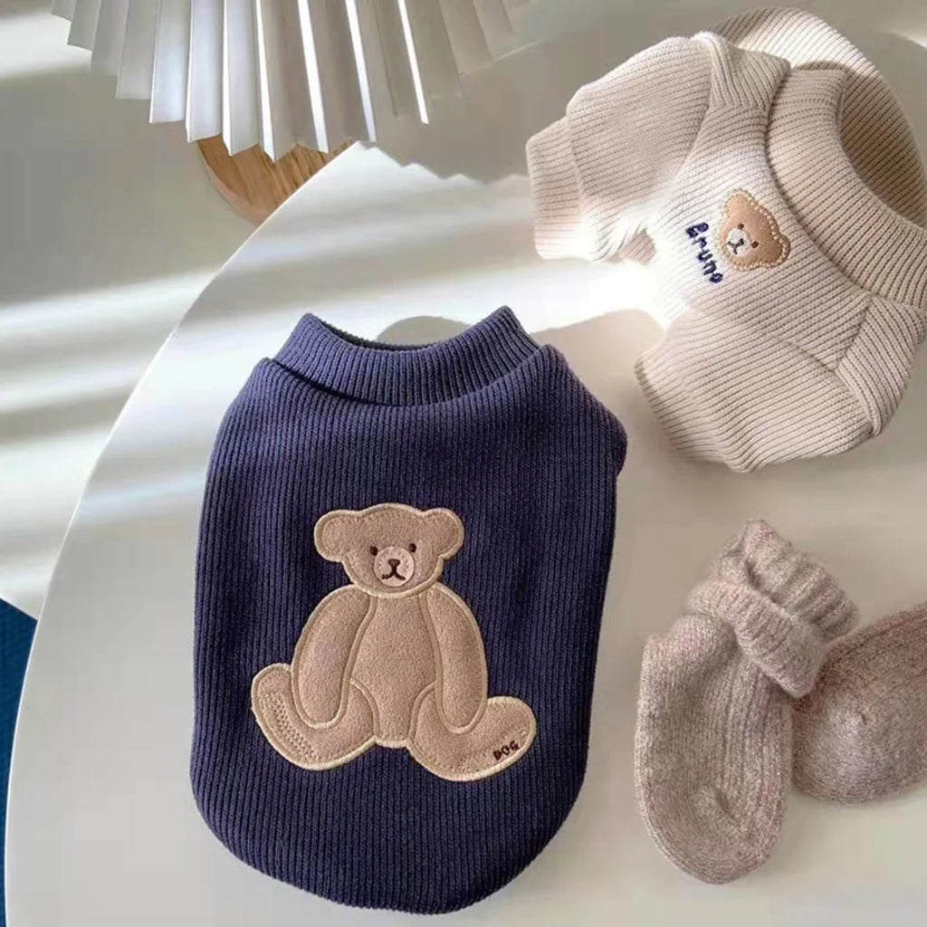 Winter Fleece Pet Sweatshirt – Warm Jacket for Dogs & Cats