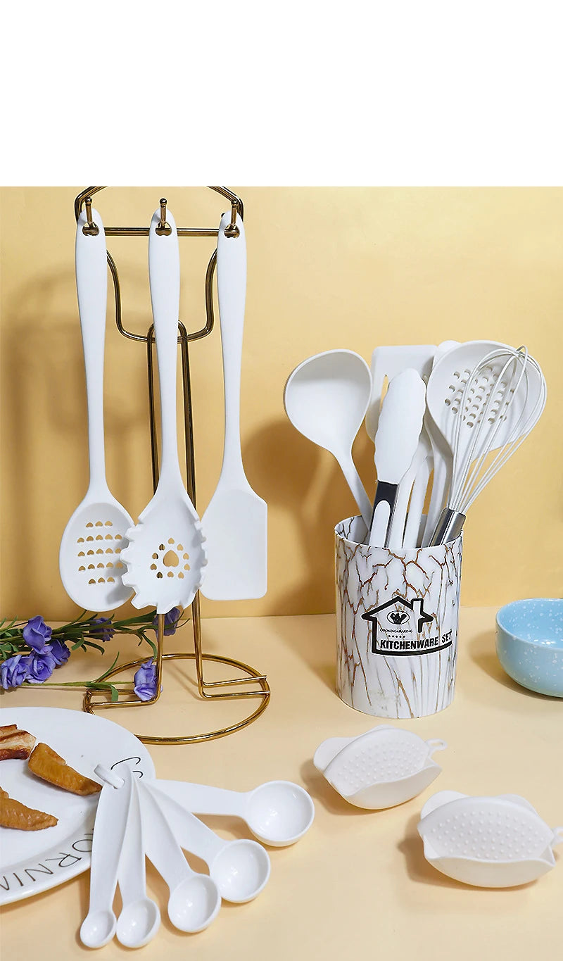 18-Piece Pink Silicone Kitchen Utensil Set – Food-Grade Cooking Tools with Spatulas, Turners & Measuring Spoons