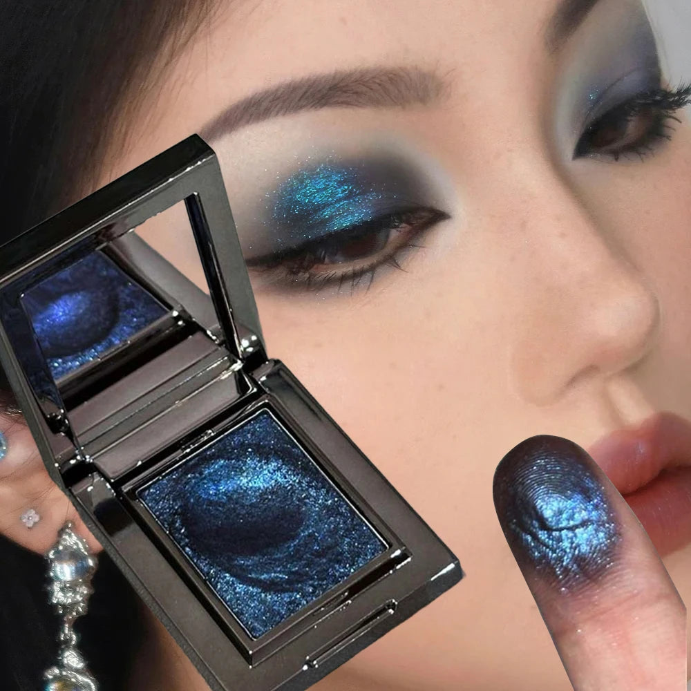 Palette fards à paupières métalliques et pailletés, crème scintillante, mousse shimmer, pigments pressés, violet punk nacré