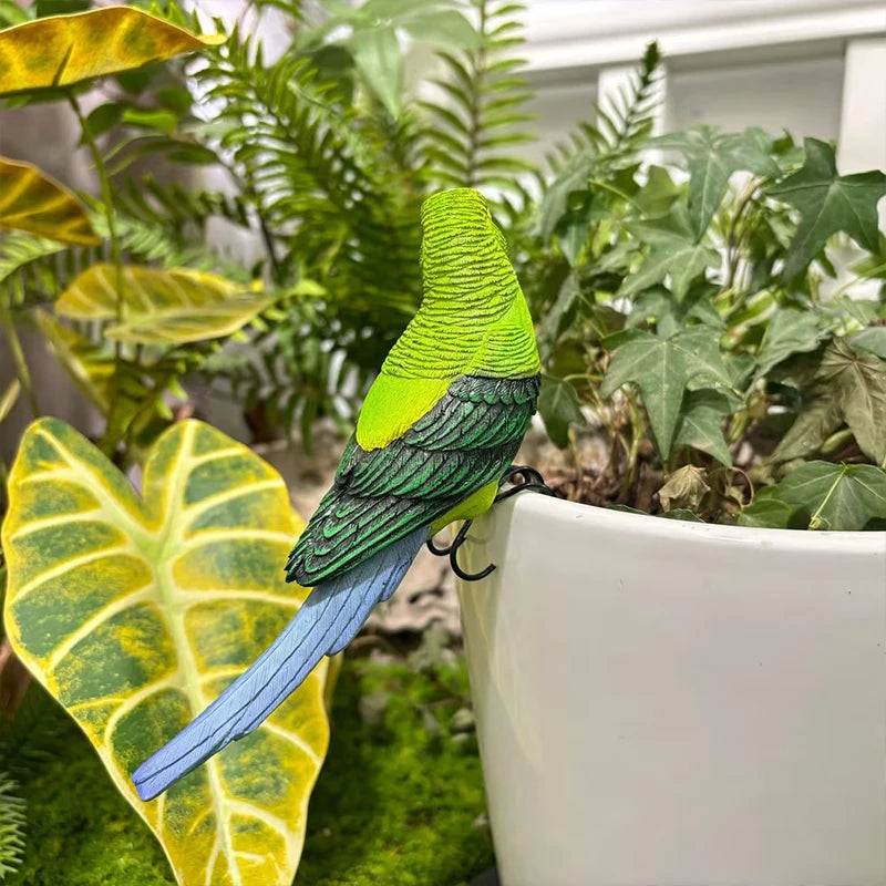 Scarlet Macaw Resin Bird Statue – Realistic Garden & Home Décor Sculpture