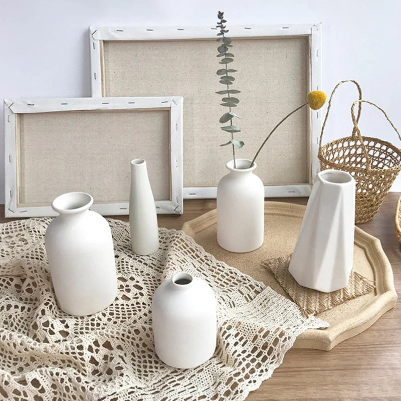 Modern Nordic Ceramic Vase – Minimalist White Flower Vase for Home & Office Decor