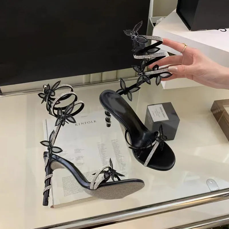 « Sandales Femme Luxe – Talon Haut, Papillon & Strass »