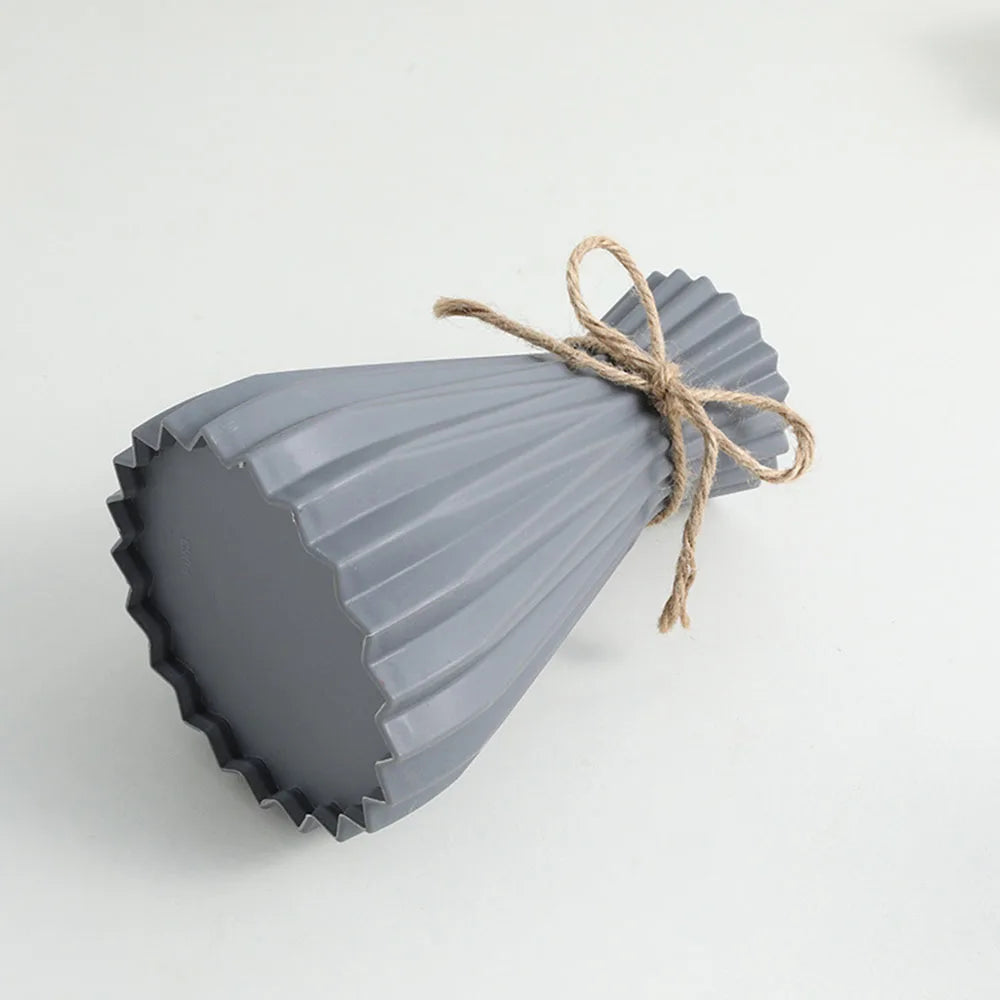 Creative Origami Vase – Modern Pleated Flower Vase for Home Decor