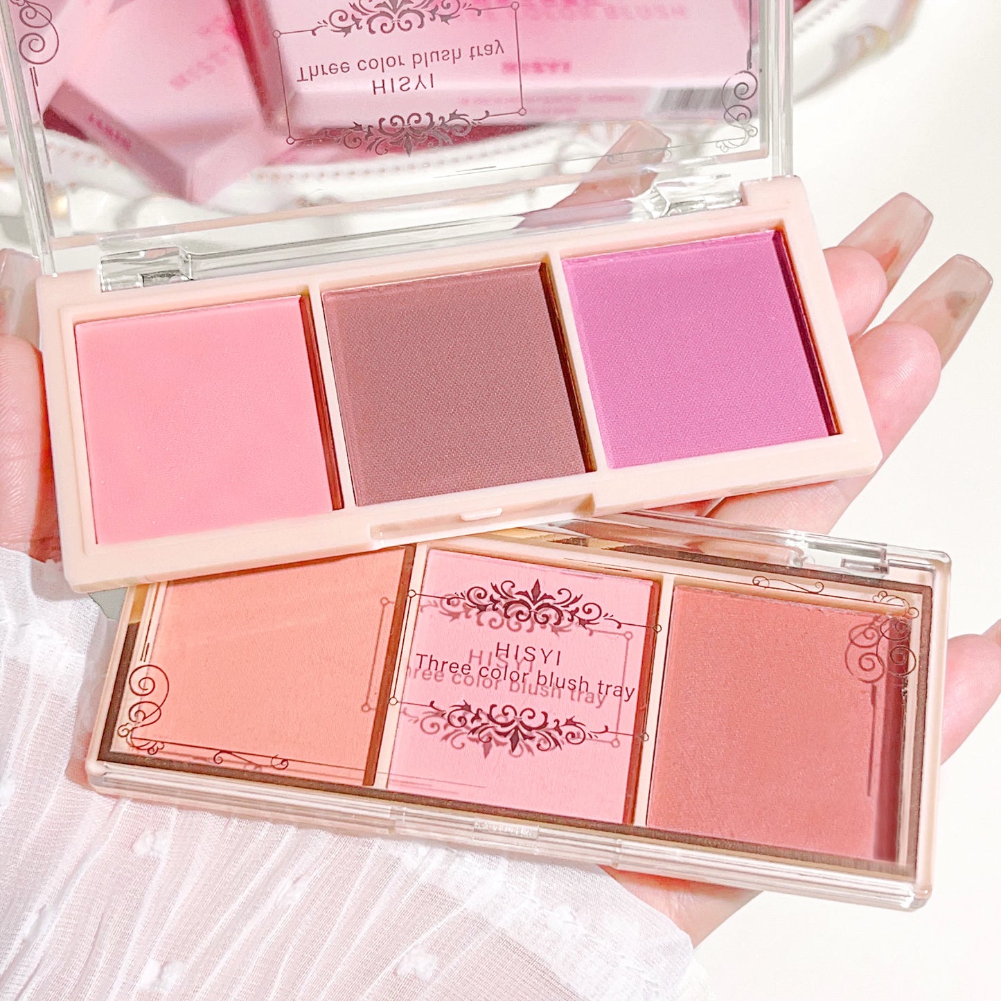 Blush trois couleurs – Couleurs naturelles, rendu délicat, poudre matte sans chute – Longue tenue, maquillage éclatant et frais pour filles