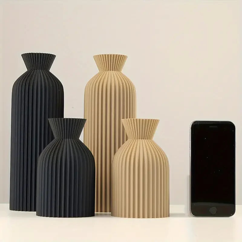Elegant Black Decorative Vase – Boho Chic Flower Vase for Home & Office Decor
