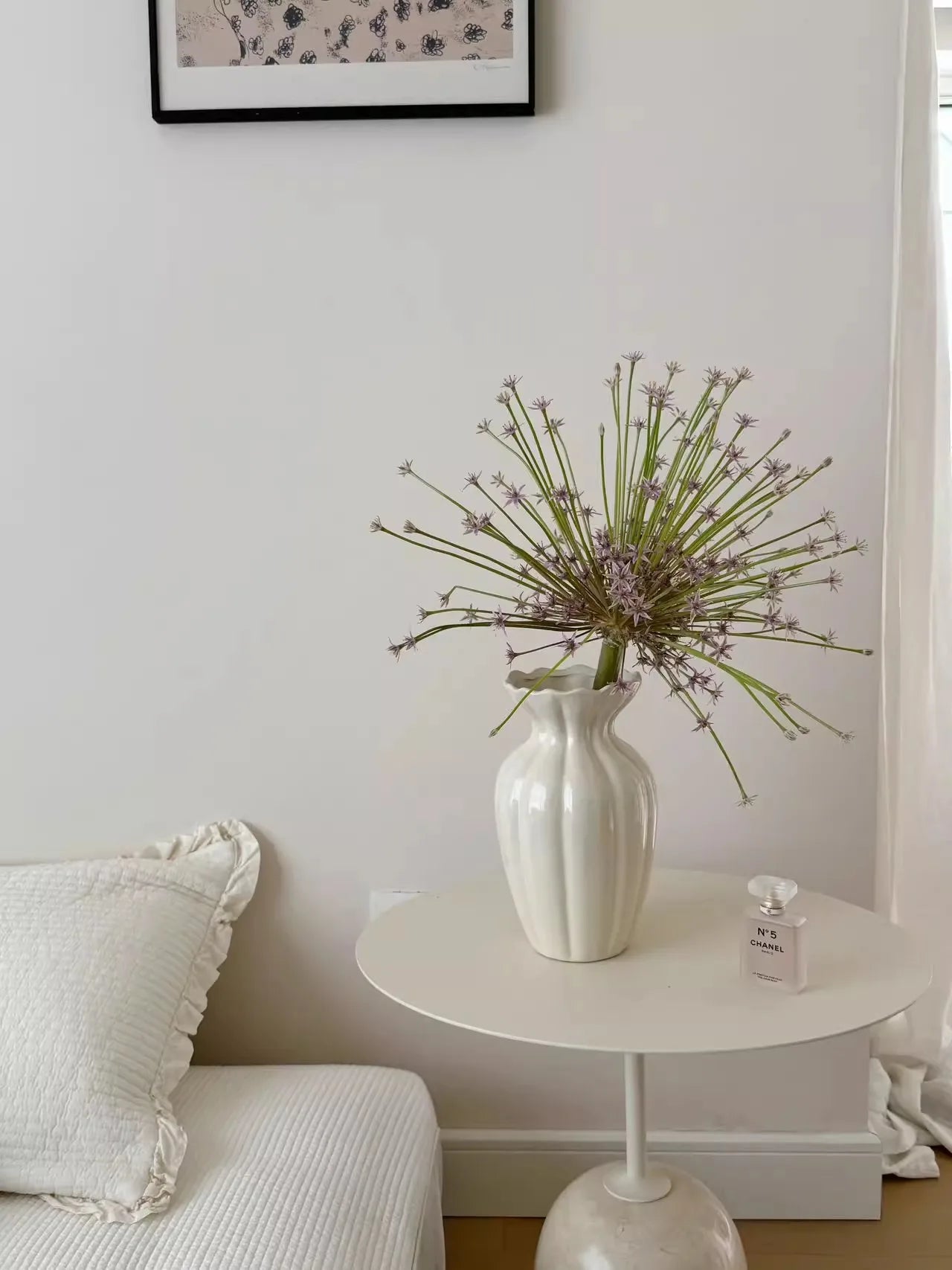 Luxury French Cream Ceramic Vase – Elegant Flower Holder for Home Decor