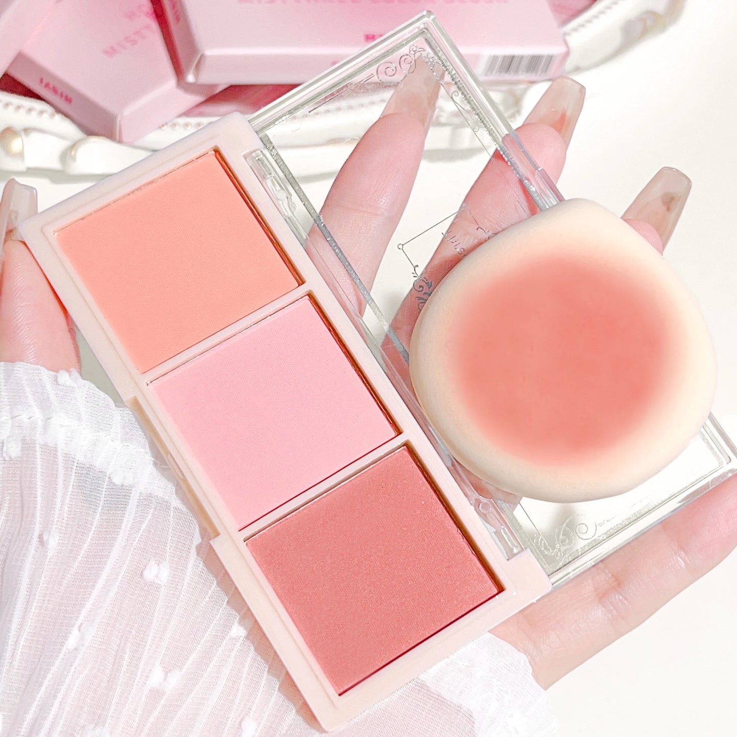 Blush trois couleurs – Rendu naturel, poudre matte délicate sans chute – Longue tenue, maquillage éclatant et frais pour filles