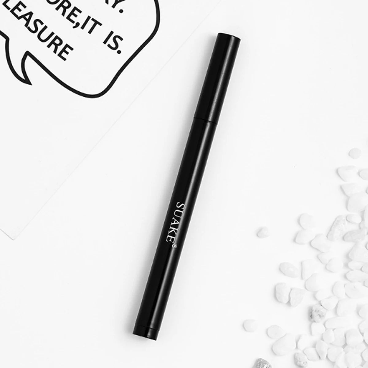 Eyeliner Liquide Noir Doux — Application Fluide à Séchage Rapide, Résistant à l’Eau, Tenue Longue Durée, Sans Fuite d’Encre, Ne Bave Pas, Crée un Trait Précis et Intense pour un Regard Élégant