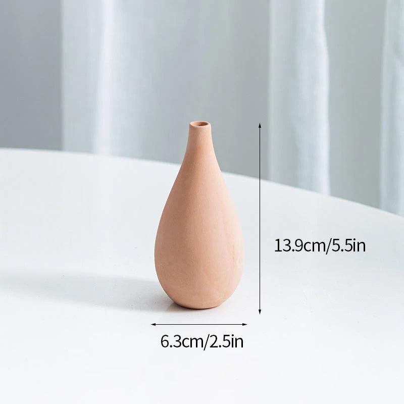 Modern Nordic Ceramic Vase – Minimalist White Flower Vase for Home & Office Decor