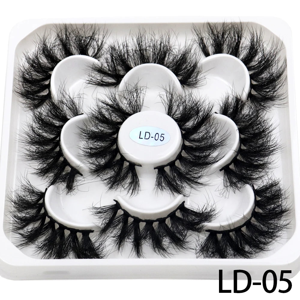 Lot de **5 paires de faux cils 3D Mink 25 mm** — effet russe volumineux et dramatique, texture moelleuse et naturelle, parfaits pour le maquillage professionnel ou quotidien.