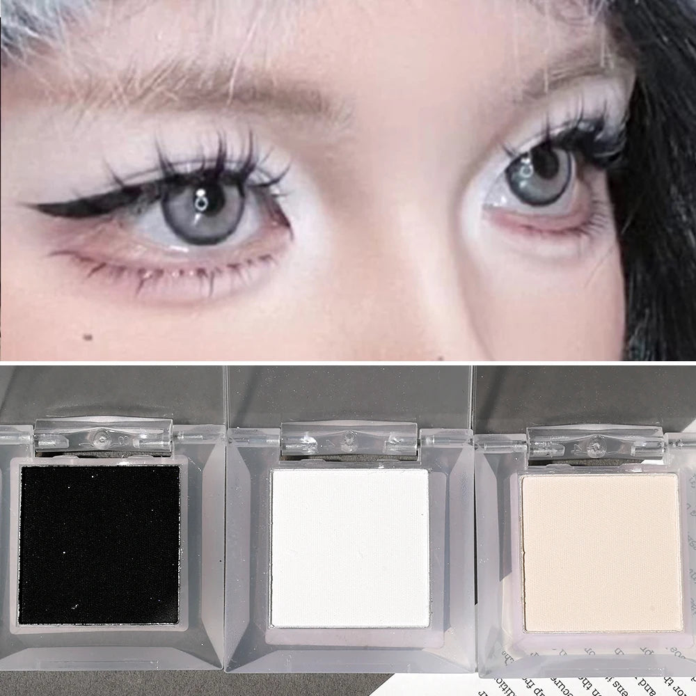 **« Palette fards à paupières noir & blanc nude – Mat, vegan, pigmentée et longue tenue »**