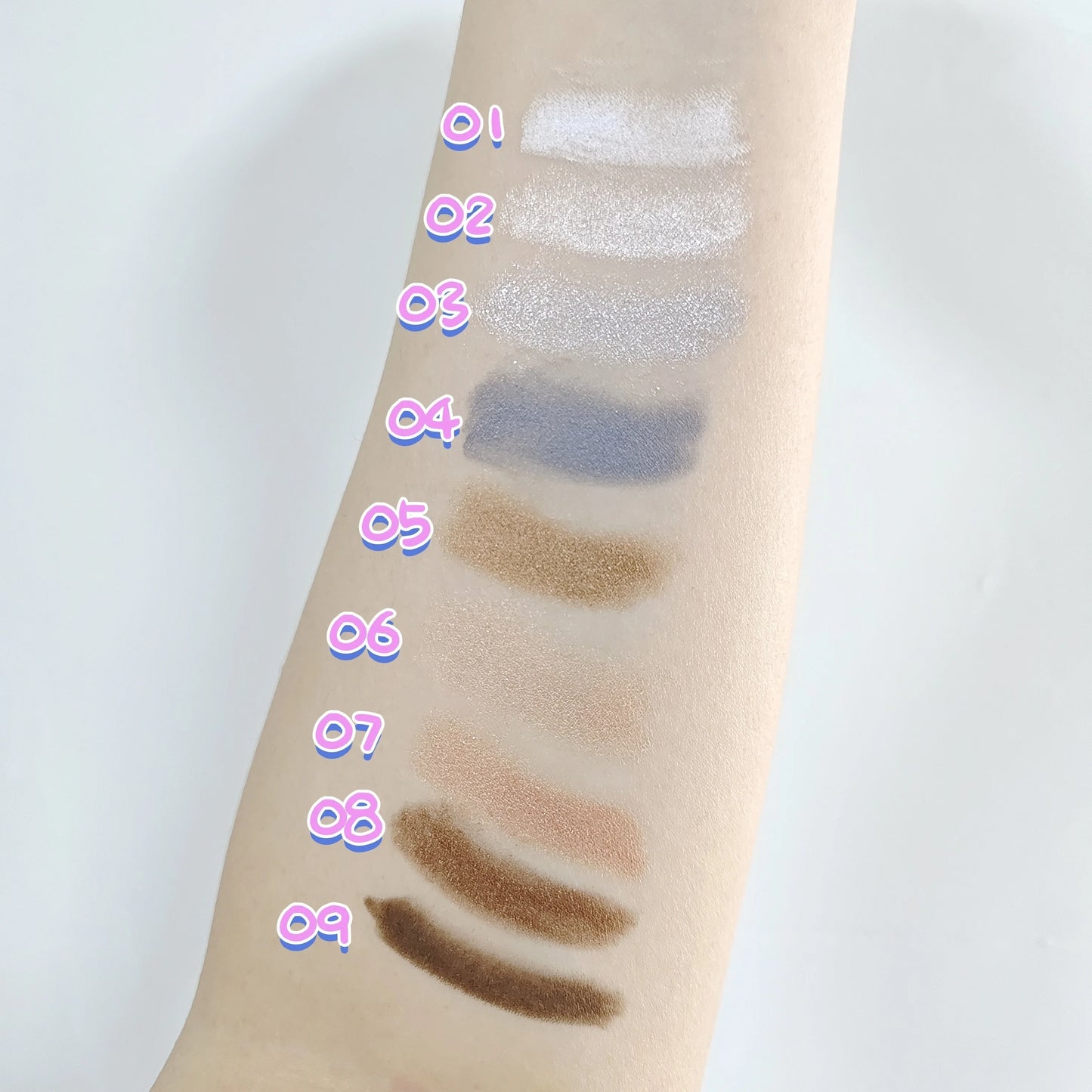 1 crayon fard à paupières gris, marron et blanc, longue tenue, nacré et pailleté, monochrome, illuminateur