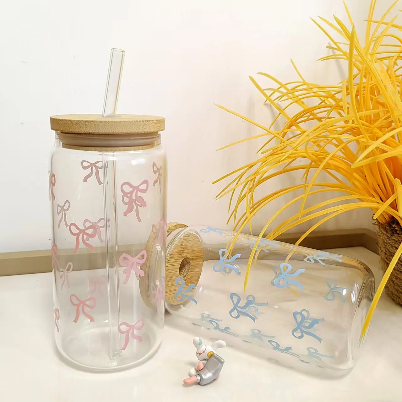 500ml Cute Bow Glass Tumbler with Lid & Straw – Mason Jar Style Cup for Iced Coffee, Juice & Smoothies