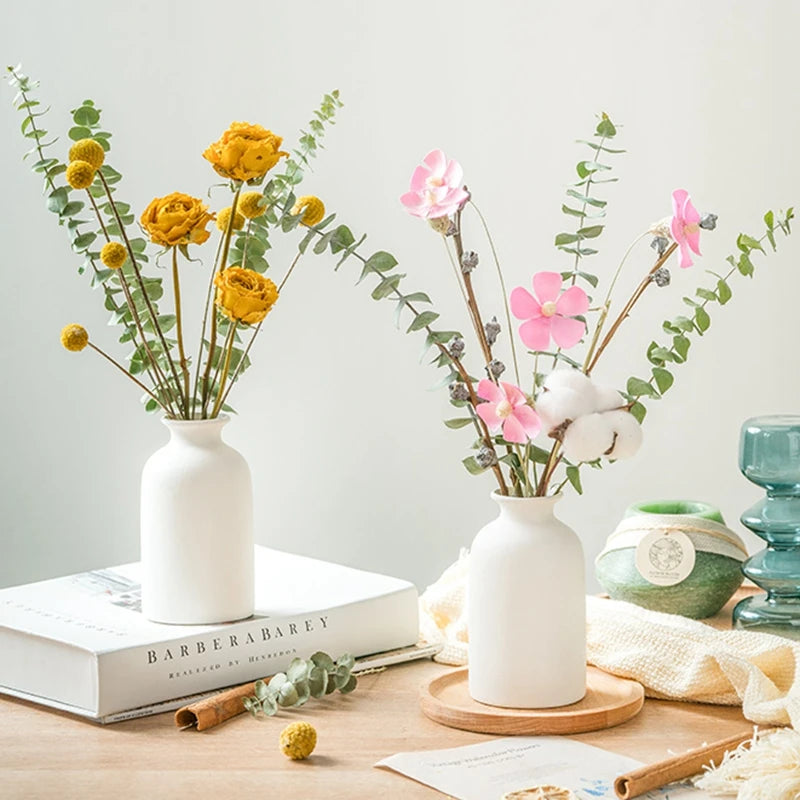 Modern Nordic Ceramic Vase – Minimalist White Flower Vase for Home & Office Decor