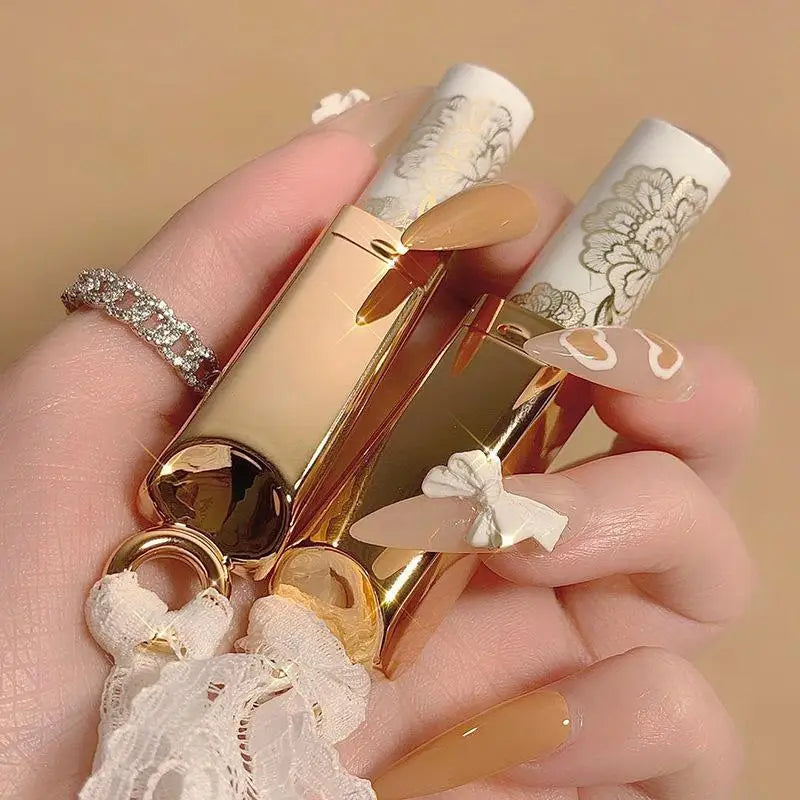 Rouge à Lèvres Lace Mat – Longue Tenue, Anti-Transfert, Velours Mat, Hydratant