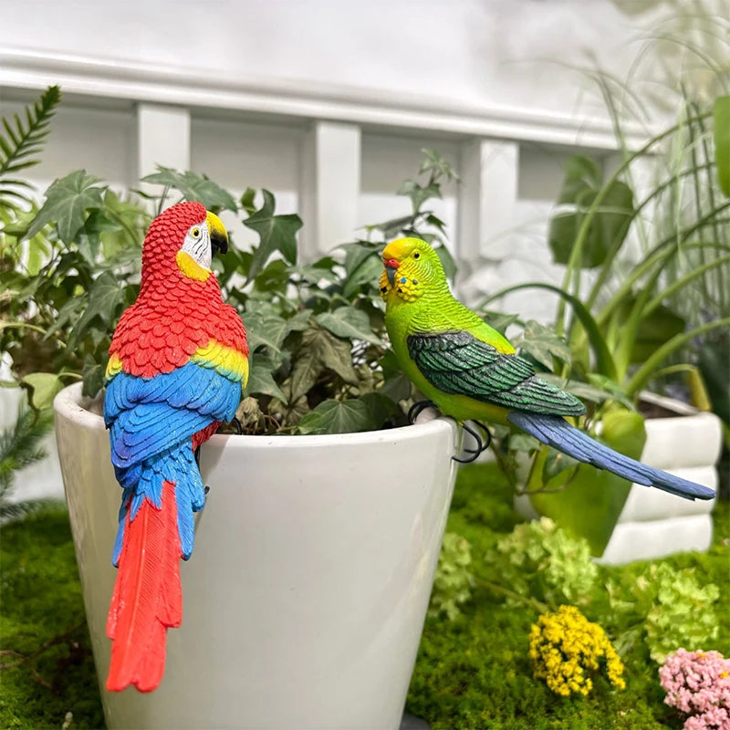 Scarlet Macaw Resin Bird Statue – Realistic Garden & Home Décor Sculpture