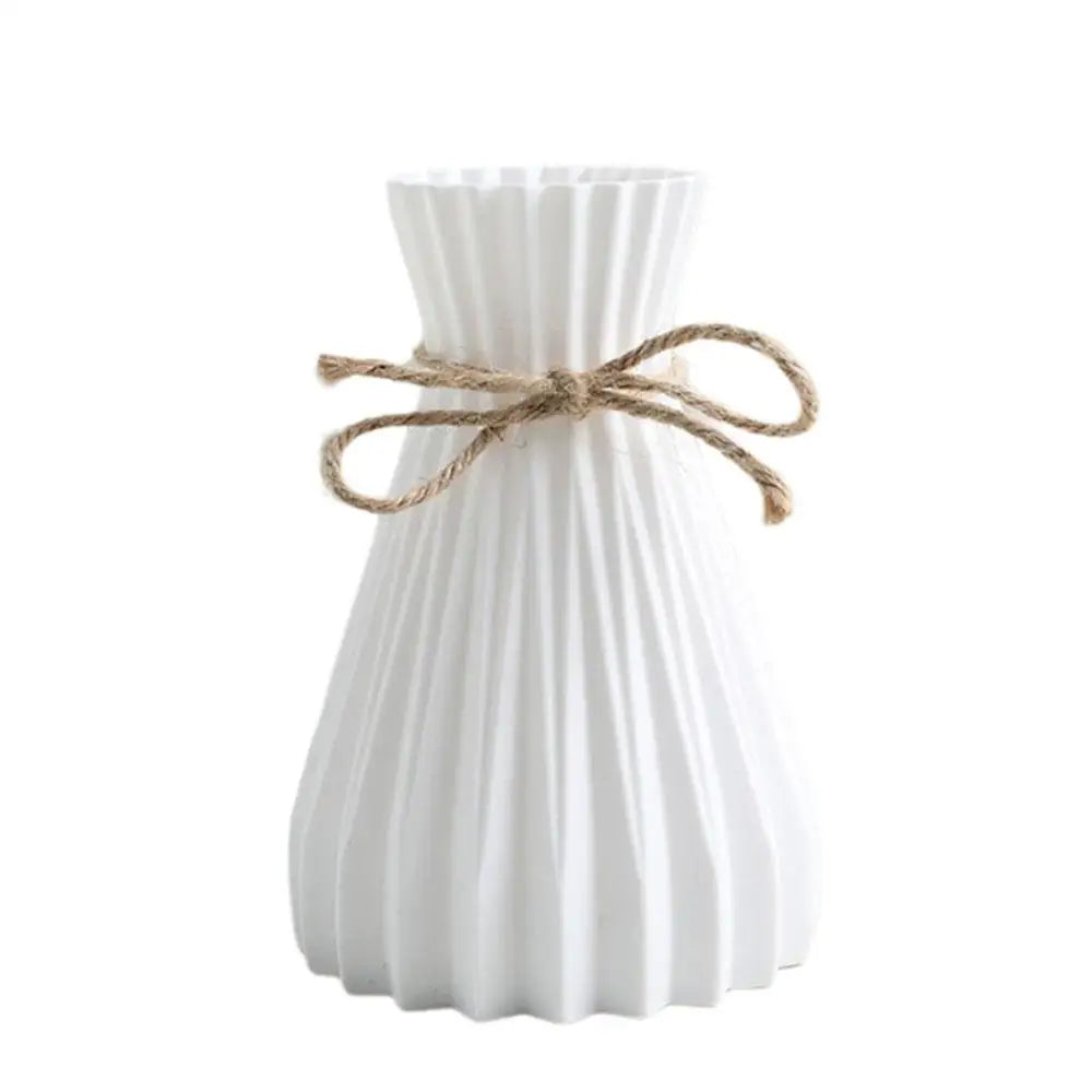 Creative Origami Vase – Modern Pleated Flower Vase for Home Decor