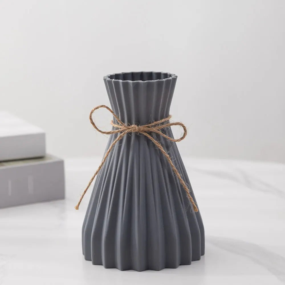Creative Origami Vase – Modern Pleated Flower Vase for Home Decor
