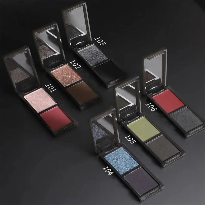 **« Palette fards à paupières 2 couleurs – Mat, rouge et noir, effet smoky »**