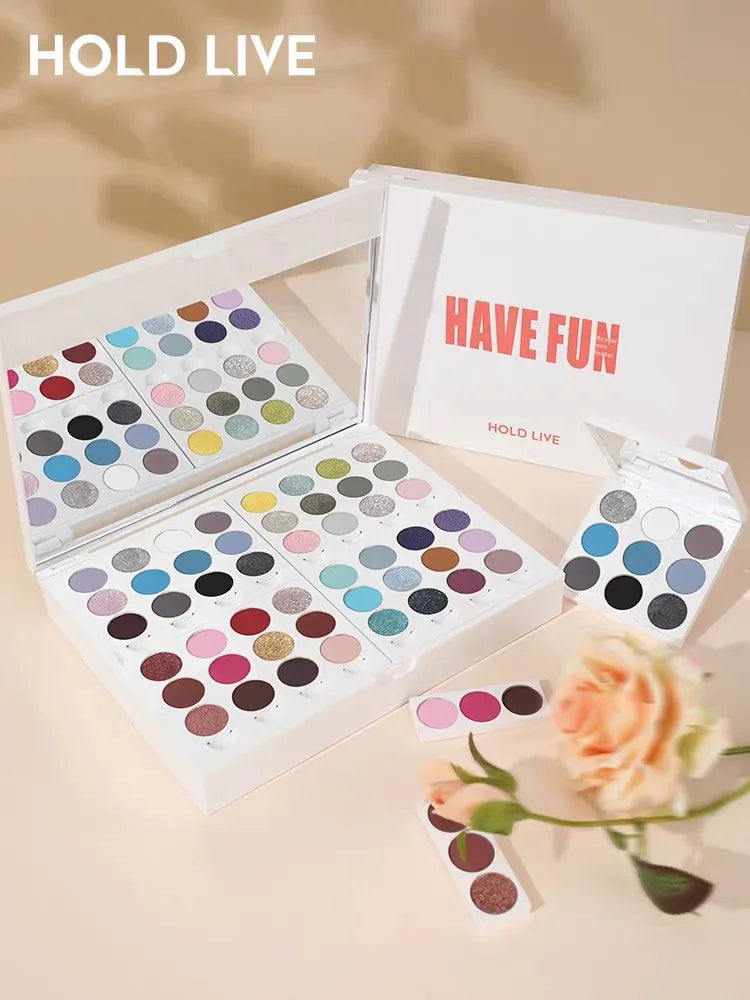 Palette de Maquillage 63 Couleurs — Fards à Paupières Nacrés et Mattes, Blush, Palette Amovible, Set Complet de Maquillage