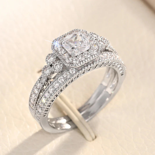 Huitan mode 2 pièces ensemble de bagues pour femmes Double couche empilable bijoux de mode à la mode cubique zircone pierre doigt accessoires