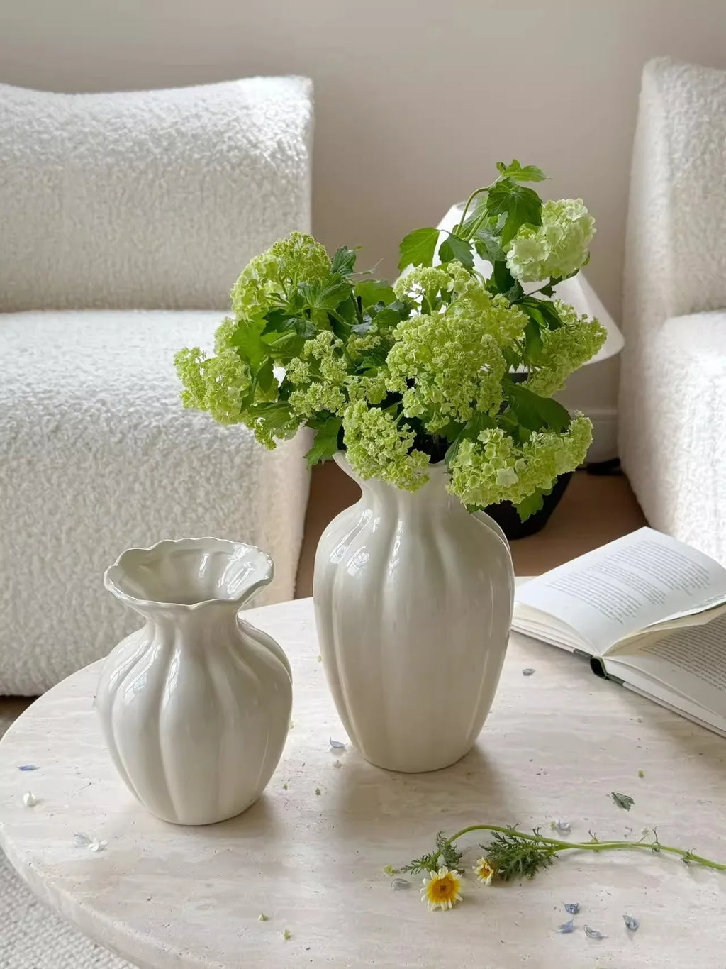 Luxury French Cream Ceramic Vase – Elegant Flower Holder for Home Decor