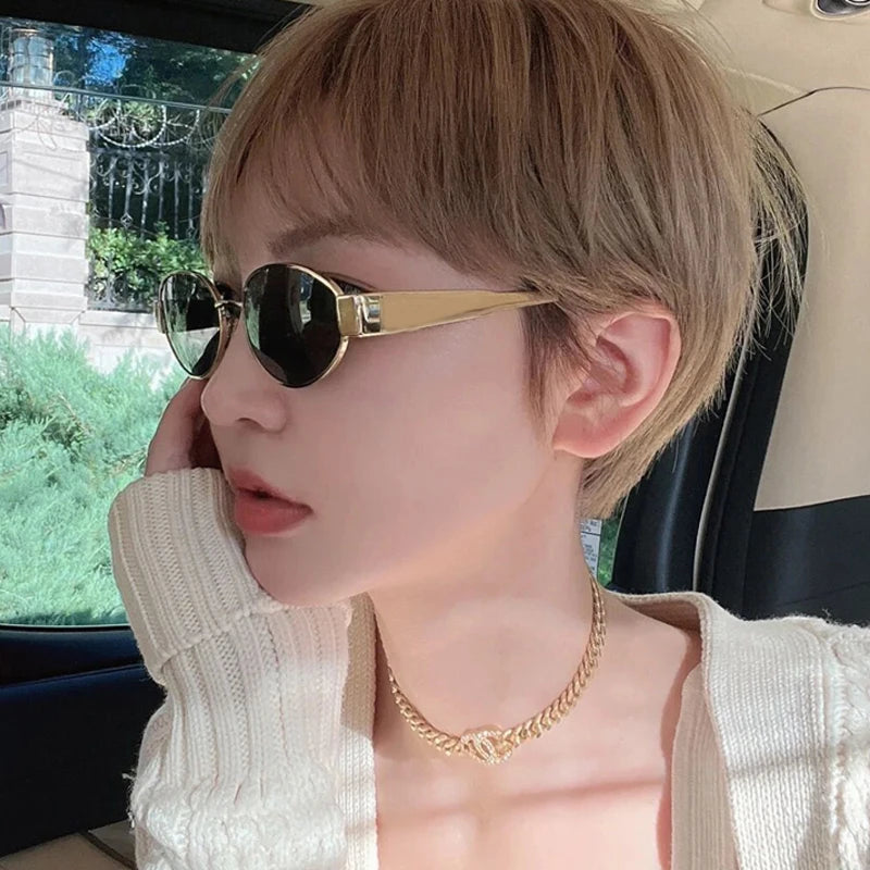 « Lunettes de soleil – Ovales, Mixte & UV400 »