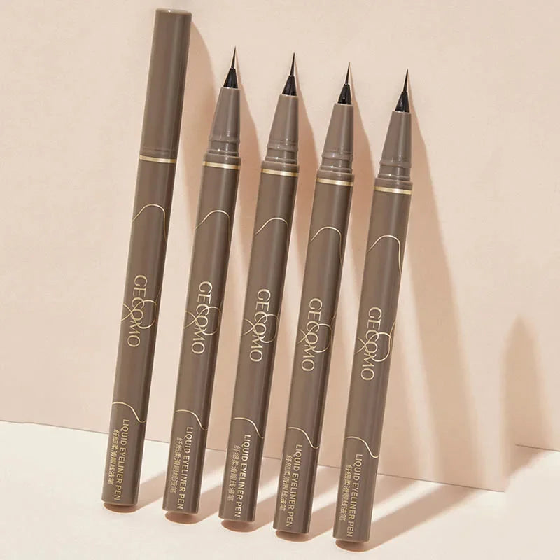 Eyeliner Pen Noir & Marron Ultra Fin — Spécial Cils Inférieurs, Waterproof, Longue Tenue, Application Douce et Précise, Effet “Aegyo-sal” (Yeux Soyeux), Outil de Maquillage Professionnel