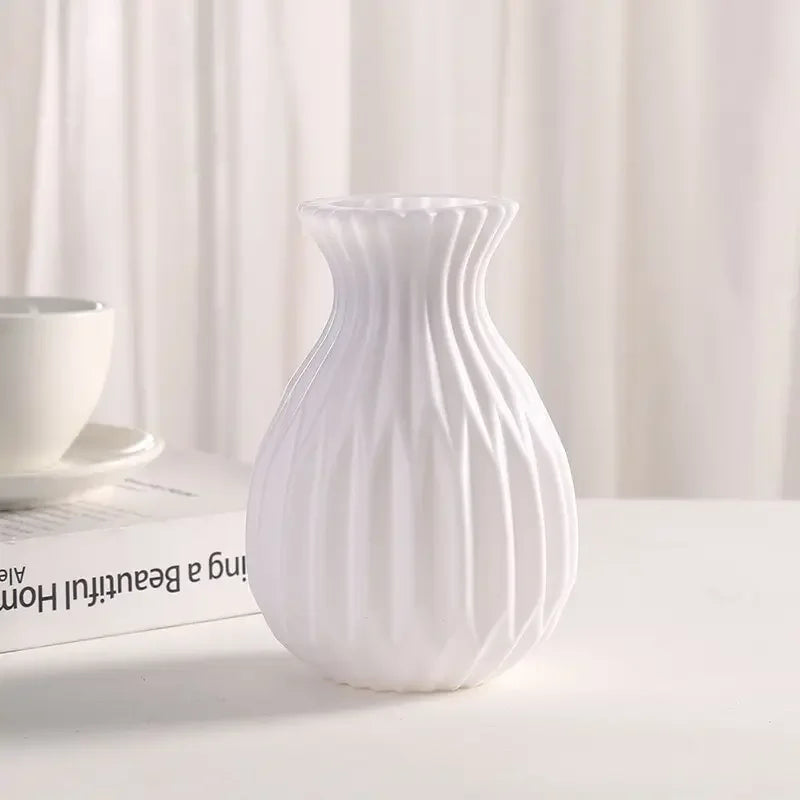 White Ceramic-Look Decorative Vase – Elegant Flower Vase for Weddings & Home Decor