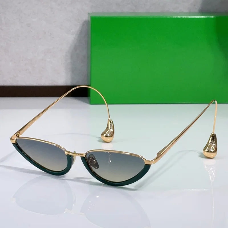 « Lunettes de soleil Femme – Cat Eye Noir & Or, Luxe 2025 »