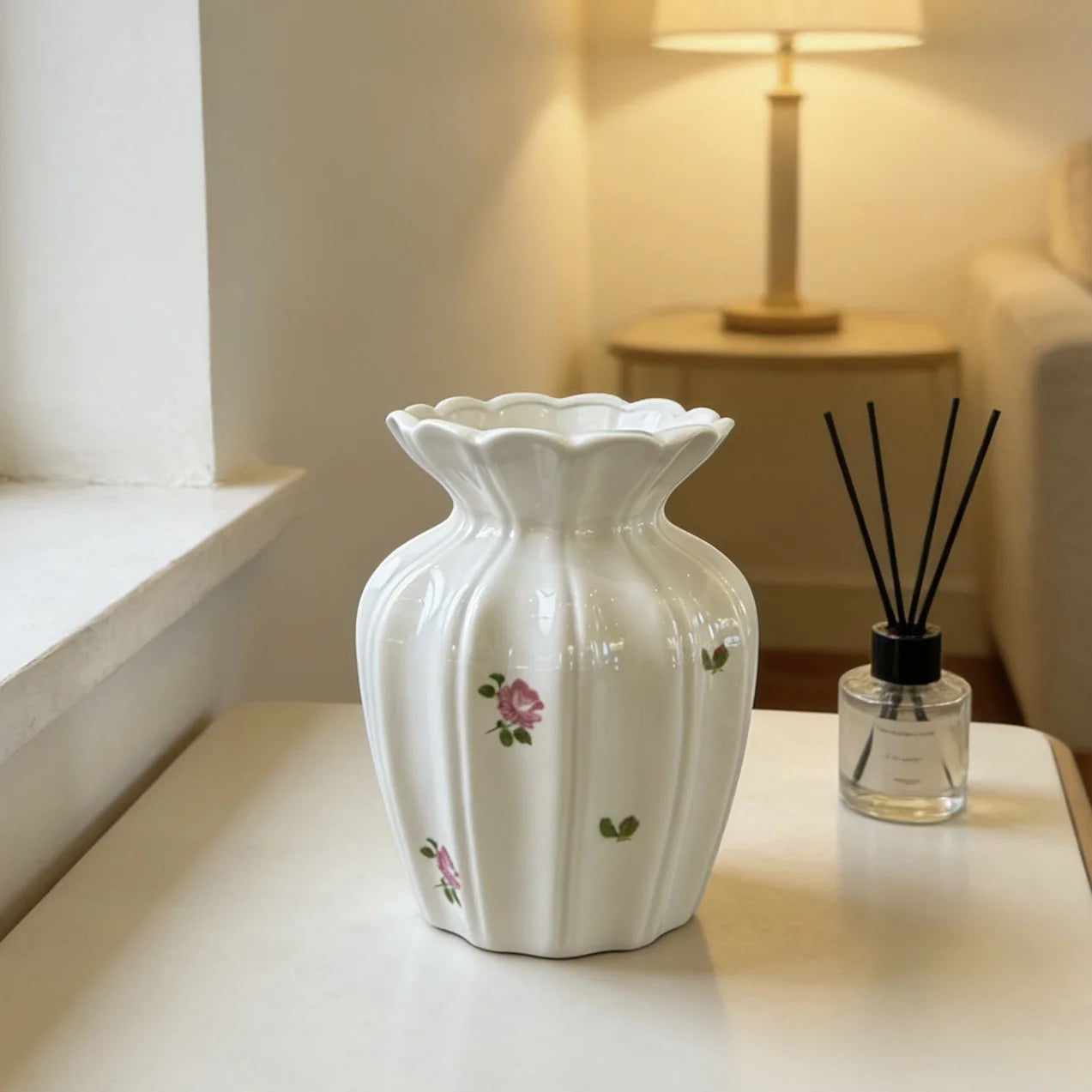 Vintage Pink Floral Ceramic Vase – Ribbed Fluted Flower Vase for Elegant Home Decor
