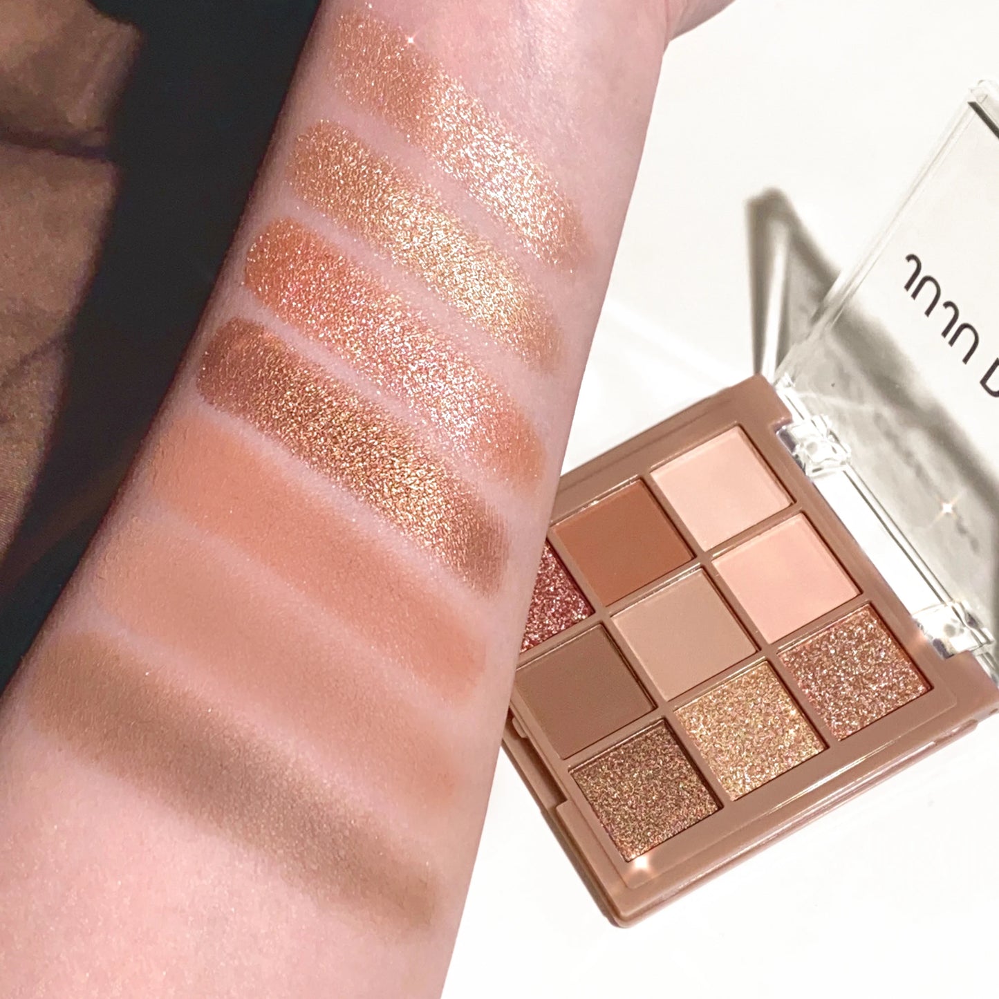 Palette Luxueuse de Fards à Paupières de 9 à 18 Couleurs, Effet Scintillant en Velours, Résistante à l'Eau, de Baies, Brunes et Conductrices