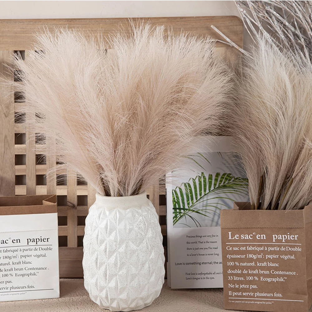 Artificial Pampas Grass Set – Fluffy Boho Decorative Reed Flowers