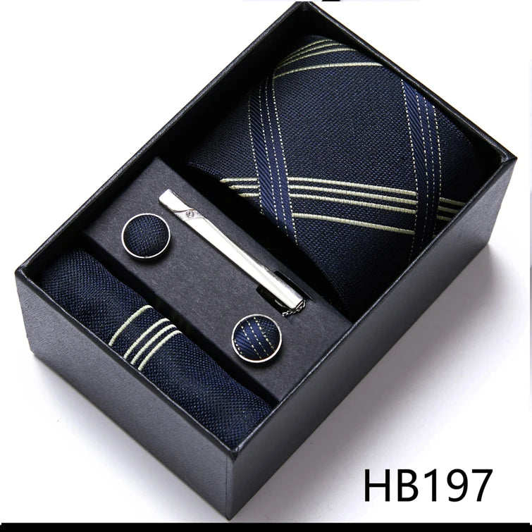 « Set Cravate Homme 7,5 cm – Vert avec Pochette & Boutons »