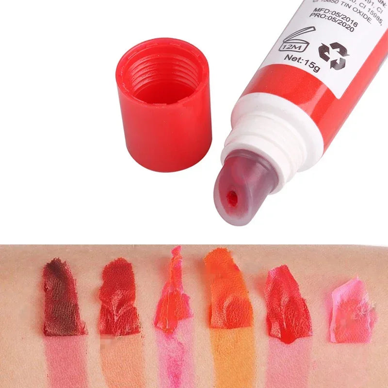 « Rouge à lèvres liquide peel-off – Waterproof et longue tenue »